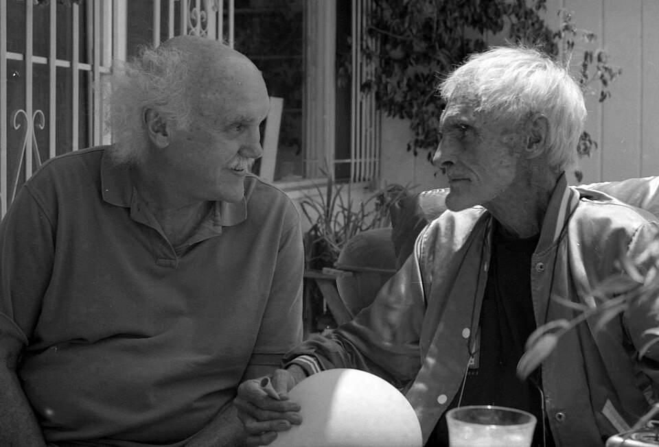 Timothy Leary junto a Ram Dass en días previos a su fallecimiento.